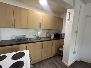 Photo 31- click for photo gallery